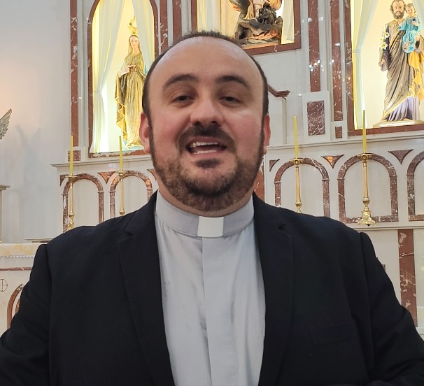 “Os cardeais quiseram que houvesse uma continuidade no trabalho de Francisco“, diz padre Gleydson sobre a escolha do Papa Leão XIV